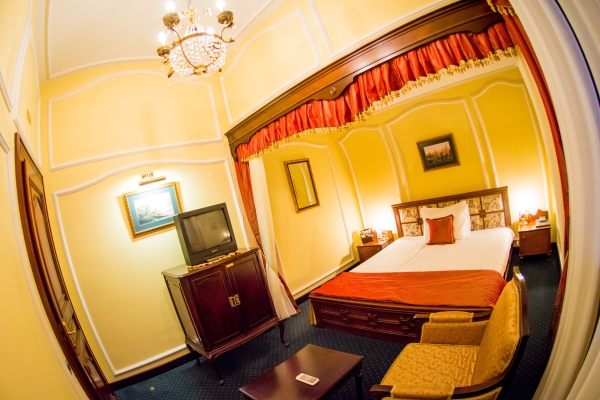 Hotel Leopold I (Petrovaradin)